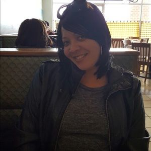 Meet your Posher, Stephanie